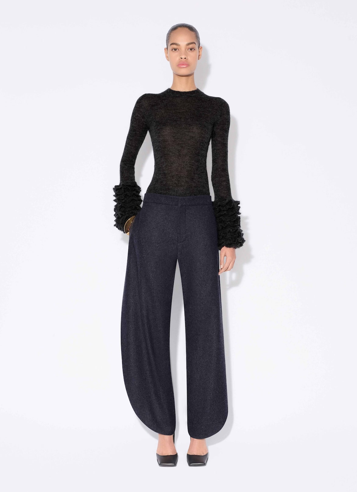 PANTALONES PÉTALO DE FRANELA DE LANA ALAÏA AZUL MARINO PANTALONES PÉTALO DE FRANELA DE LANA